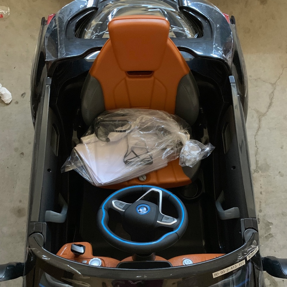 BMW SPYDER TODDLERS CAR (AGES 1 & UP)